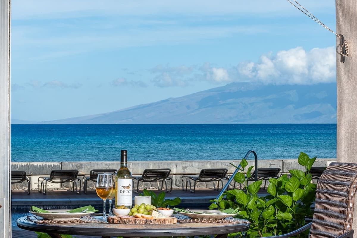 Condo in Lahaina · ★4.85 · 1 bedroom · 1 bed · 1 private bath - Photo 3