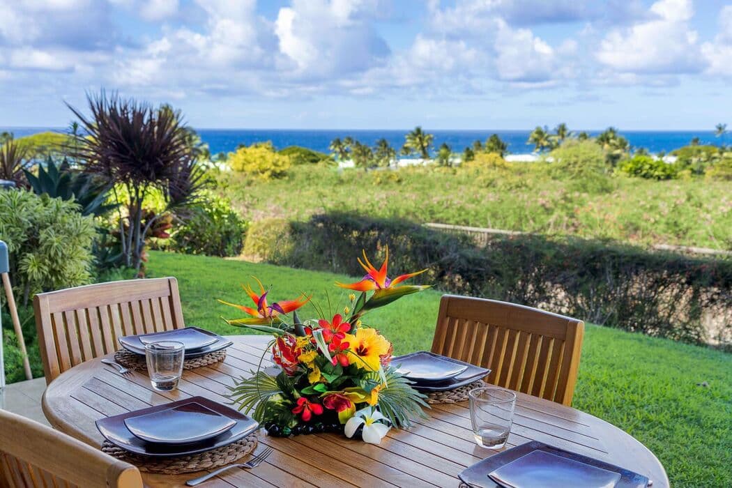 Townhouse in Kailua-Kona · ★5.0 · 3 bedrooms · 3 beds · 2.5 baths - Photo 1