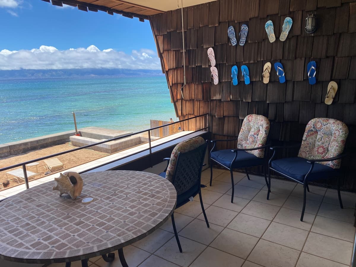 Condo in Lahaina · ★4.83 · 1 bedroom · 1 bed · 1 private bath - Photo 3