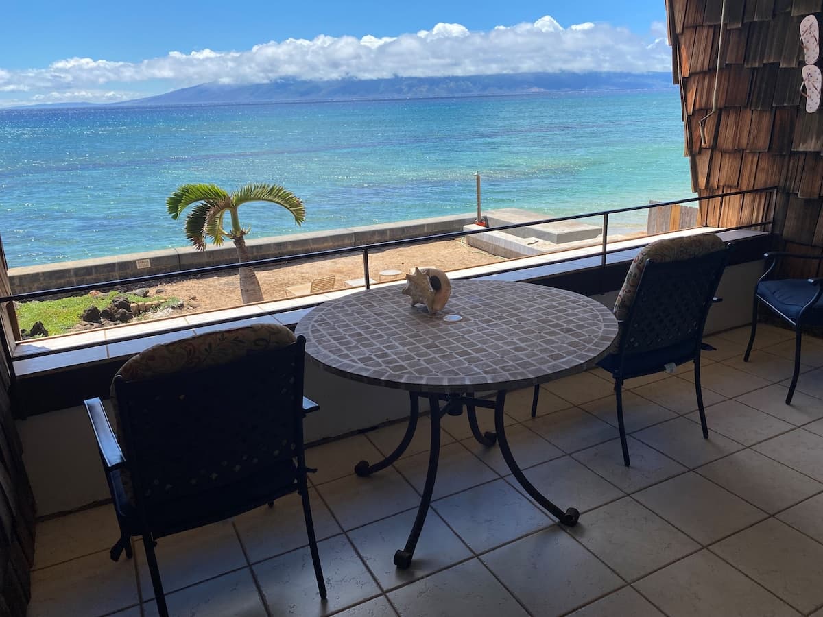 Condo in Lahaina · ★4.83 · 1 bedroom · 1 bed · 1 private bath - Photo 2