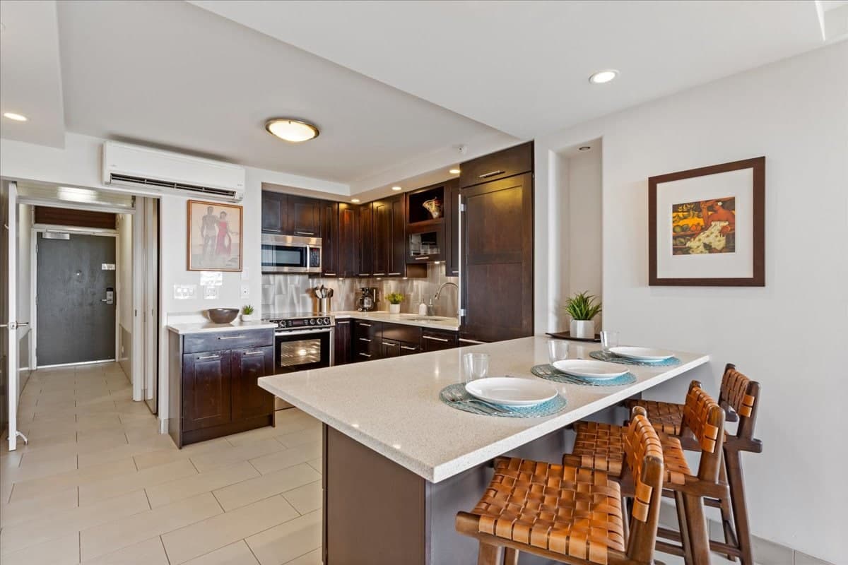 Condo in Kihei · ★4.65 · 2 bedrooms · 3 beds · 2 baths - Photo 4