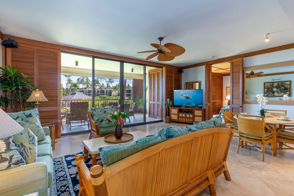 Condo in Waimea · ★4.75 · 2 bedrooms · 2 beds · 2.5 baths - Photo 4