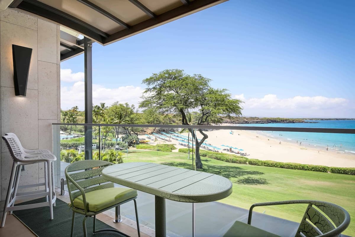 Condo in Waimea · ★4.93 · Studio · 1 bed · 1 bath - Photo 4