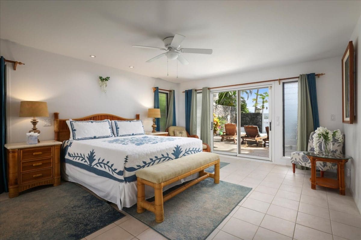 Home in Kailua-Kona · ★4.49 · 4 bedrooms · 5 beds · 3 baths - Photo 3
