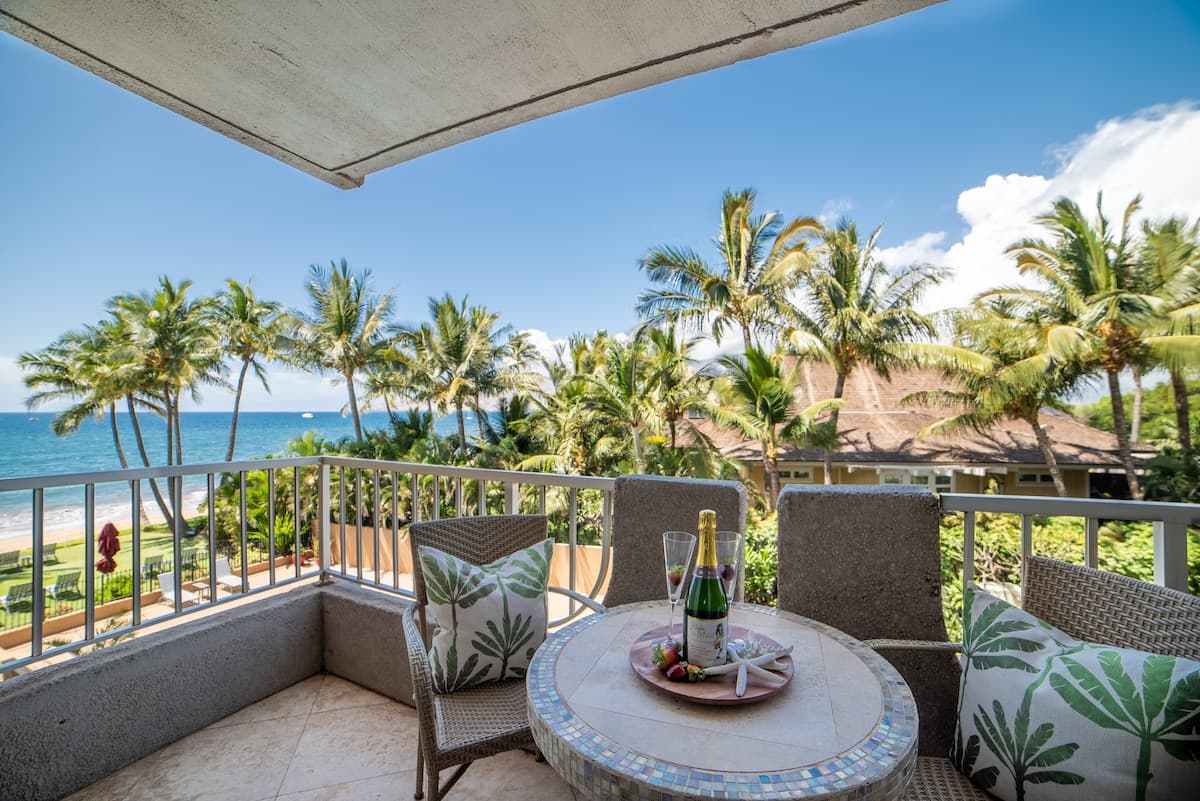 Condo in Kihei · ★5.0 · 1 bedroom · 2 beds · 2 baths - Photo 1
