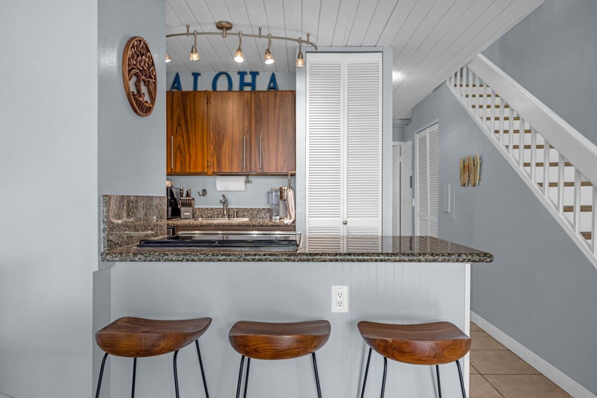 Condo in Kihei · ★4.65 · 2 bedrooms · 2 beds · 2 baths - Photo 4