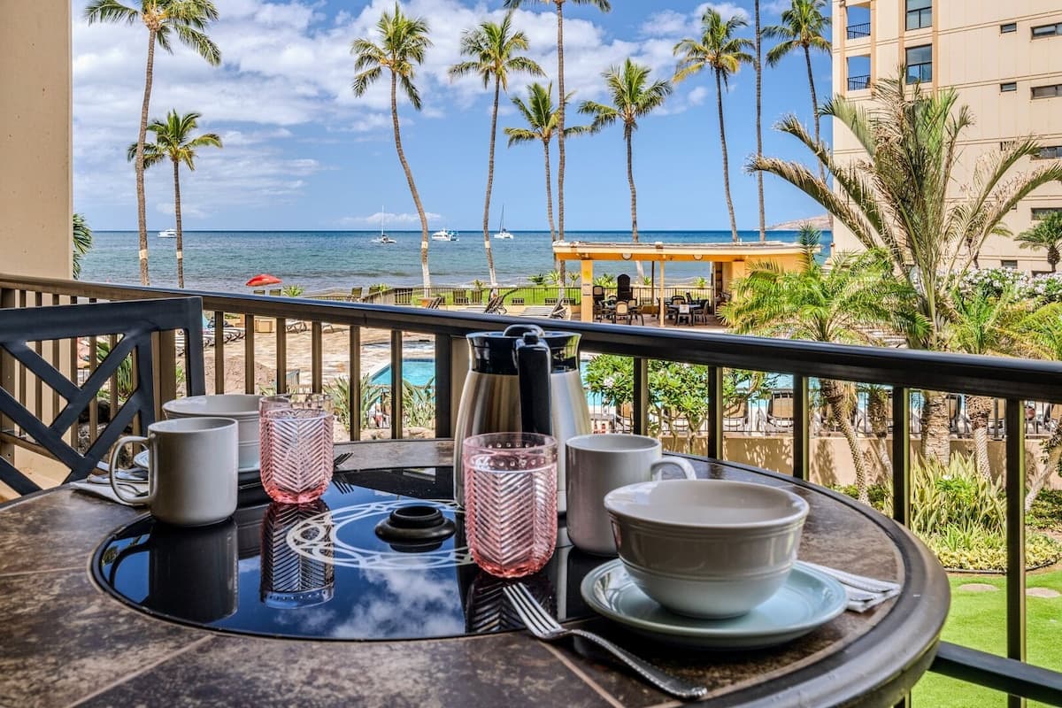 Condo in Kihei · ★4.86 · 1 bedroom · 2 beds · 1 bath - Photo 1