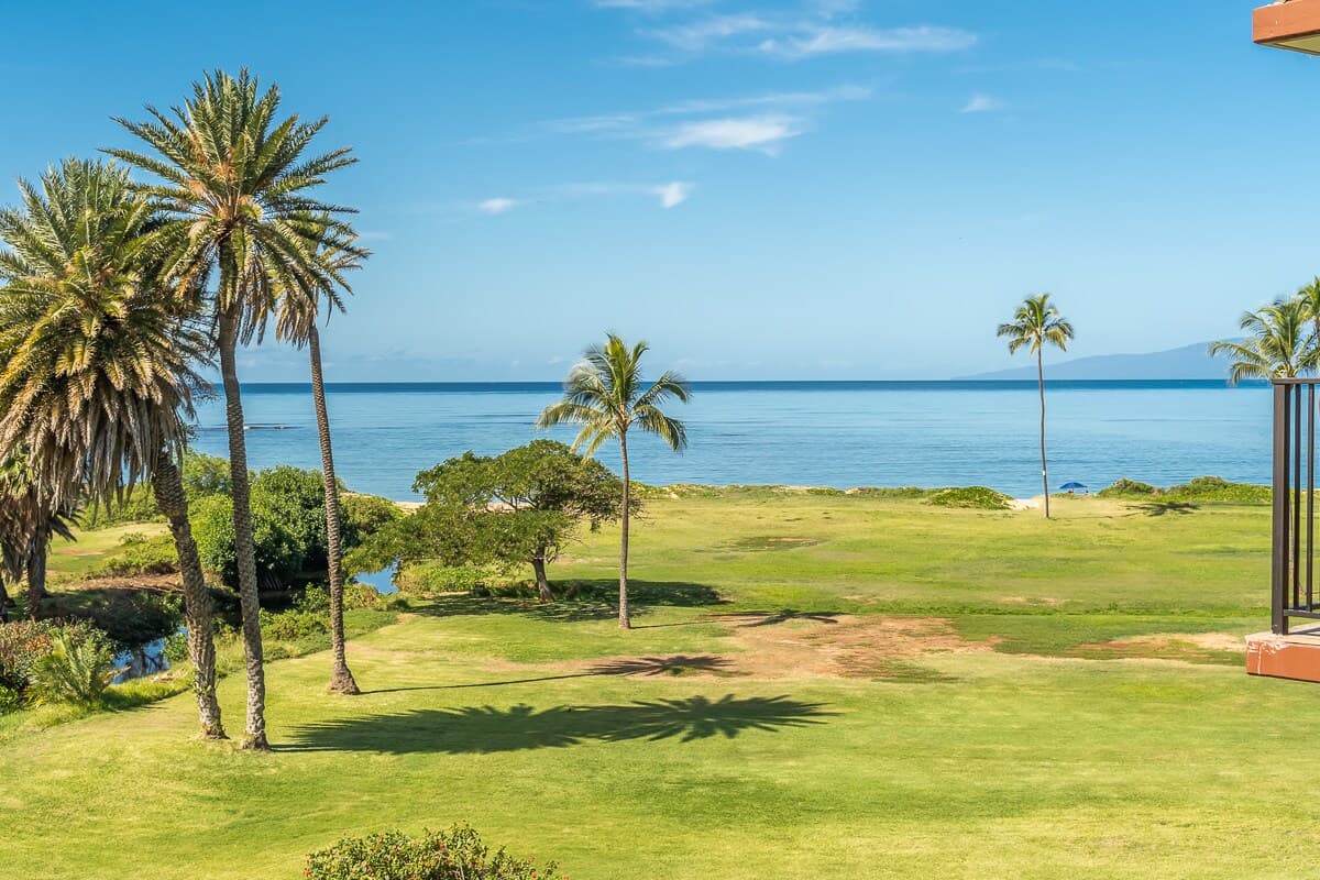 Condo in Kihei · ★4.75 · 2 bedrooms · 3 beds · 2 shared baths - Photo 5
