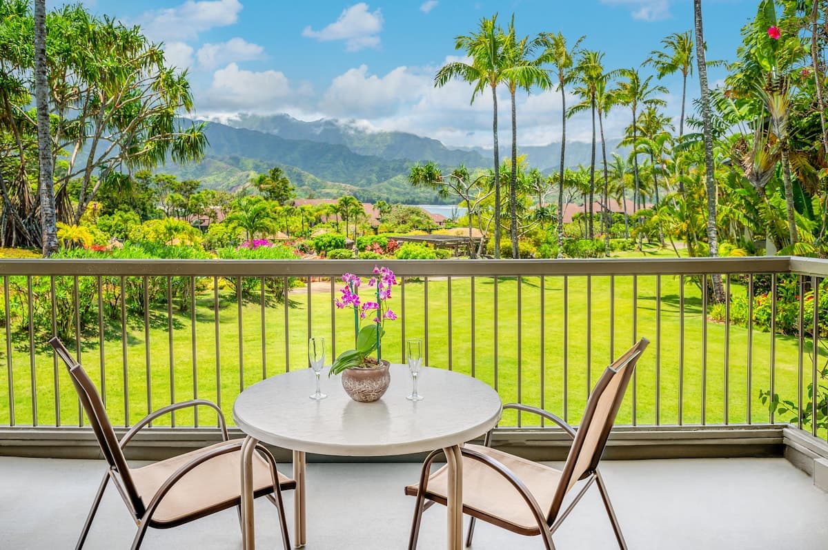 Condo in Princeville · ★4.25 · 1 bedroom · 1 bed · 1 bath - Photo 1