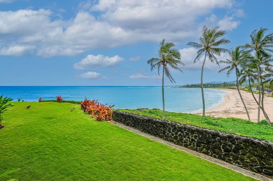 Condo in Kapaa · ★4.75 · 1 bedroom · 2 beds · 1 bath - Photo 5