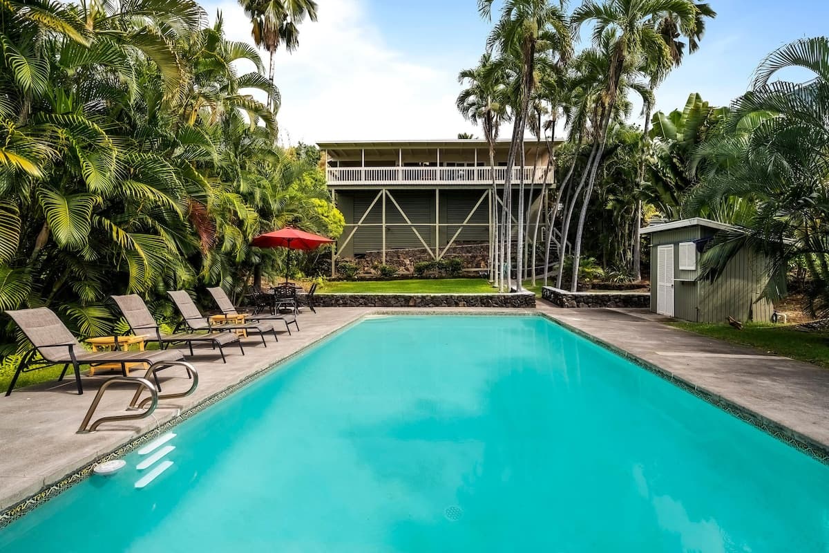 Home in Kailua-Kona · ★4.78 · 3 bedrooms · 4 beds · 2 baths - Photo 1