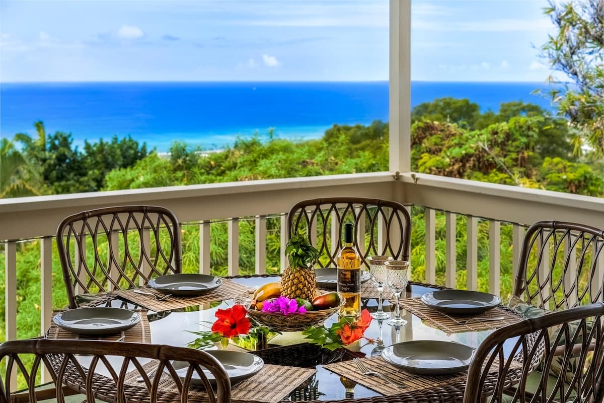 Home in Kailua-Kona · ★4.78 · 3 bedrooms · 4 beds · 2 baths - Photo 4