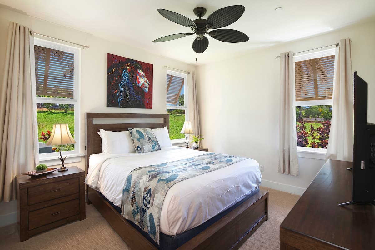 Townhouse in Koloa · ★4.92 · 2 bedrooms · 3 beds · 2.5 shared baths - Photo 2