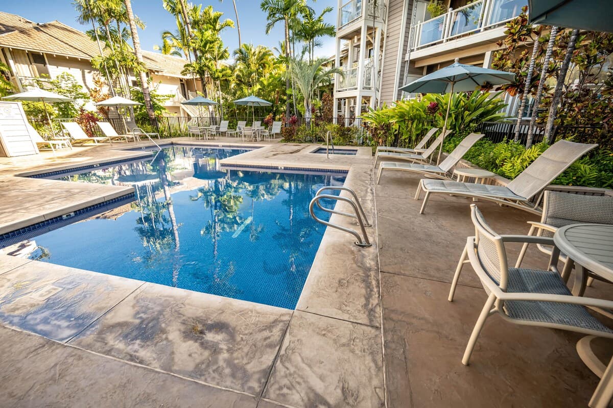 Condo in Kihei · ★4.77 · 2 bedrooms · 4 beds · 2 private baths - Photo 2