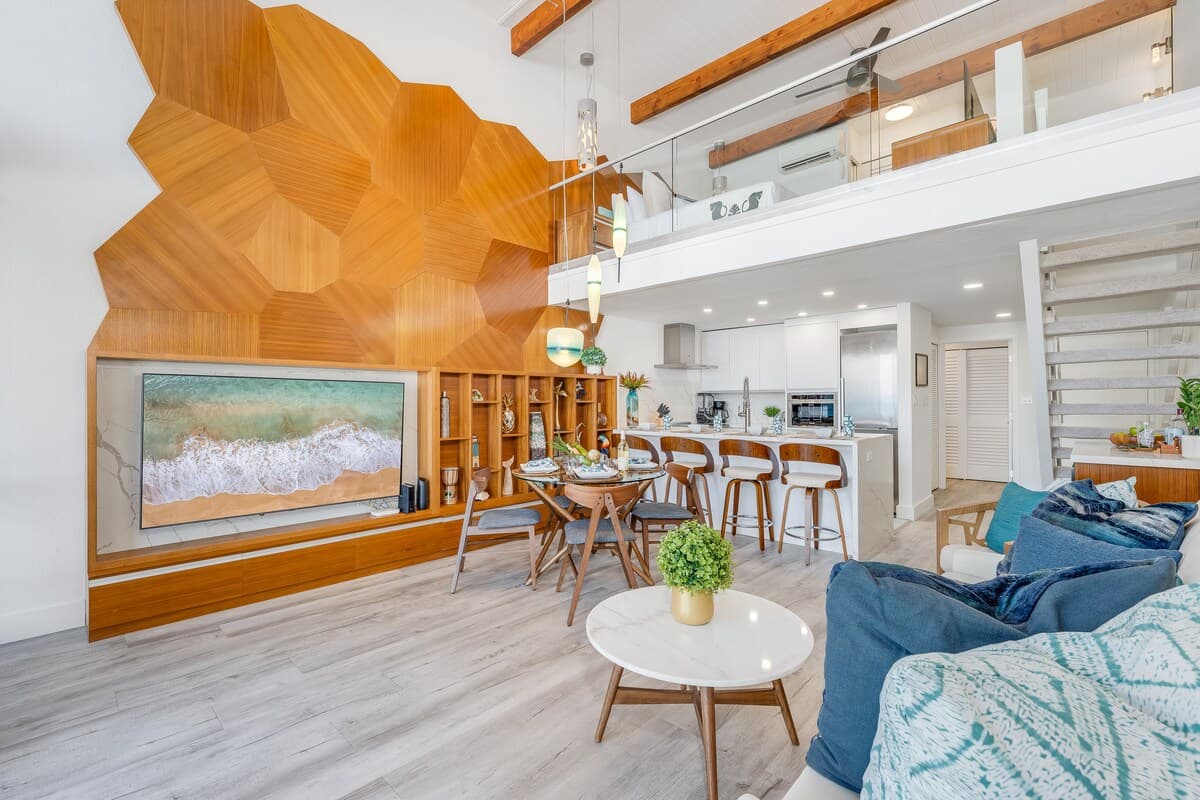 Condo in Lahaina · ★4.58 · 2 bedrooms · 4 beds · 2 baths - Photo 3
