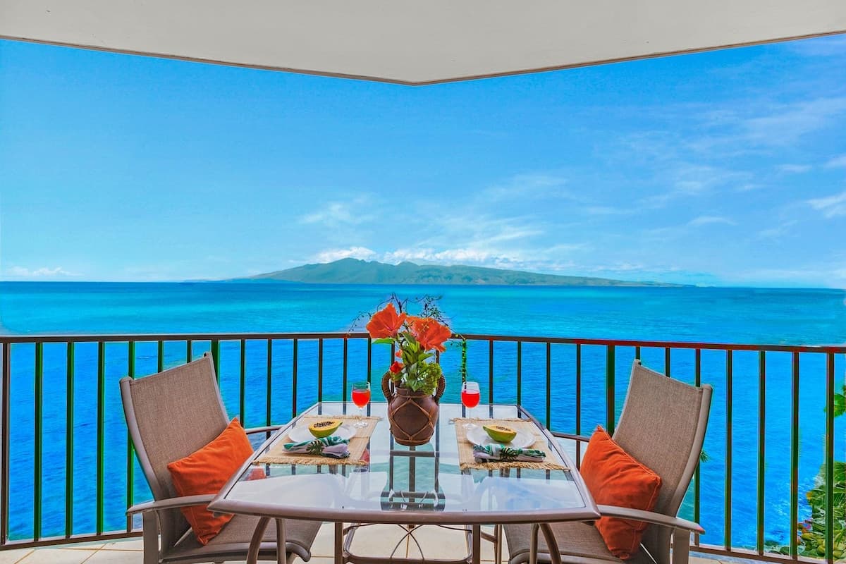 Condo in Lahaina · ★4.78 · 2 bedrooms · 3 beds · 2 baths - Photo 1