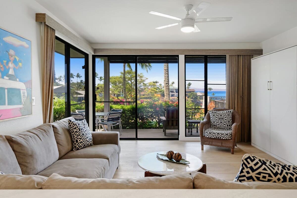 Condo in Lahaina · ★4.75 · 2 bedrooms · 4 beds · 2 baths - Photo 4