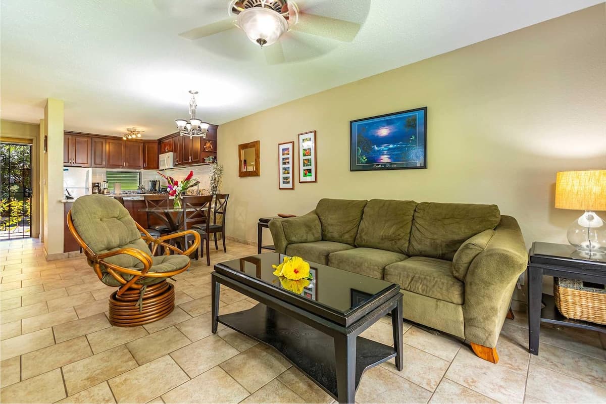 Condo in Kihei · ★4.69 · 2 bedrooms · 3 beds · 2 private baths - Photo 5