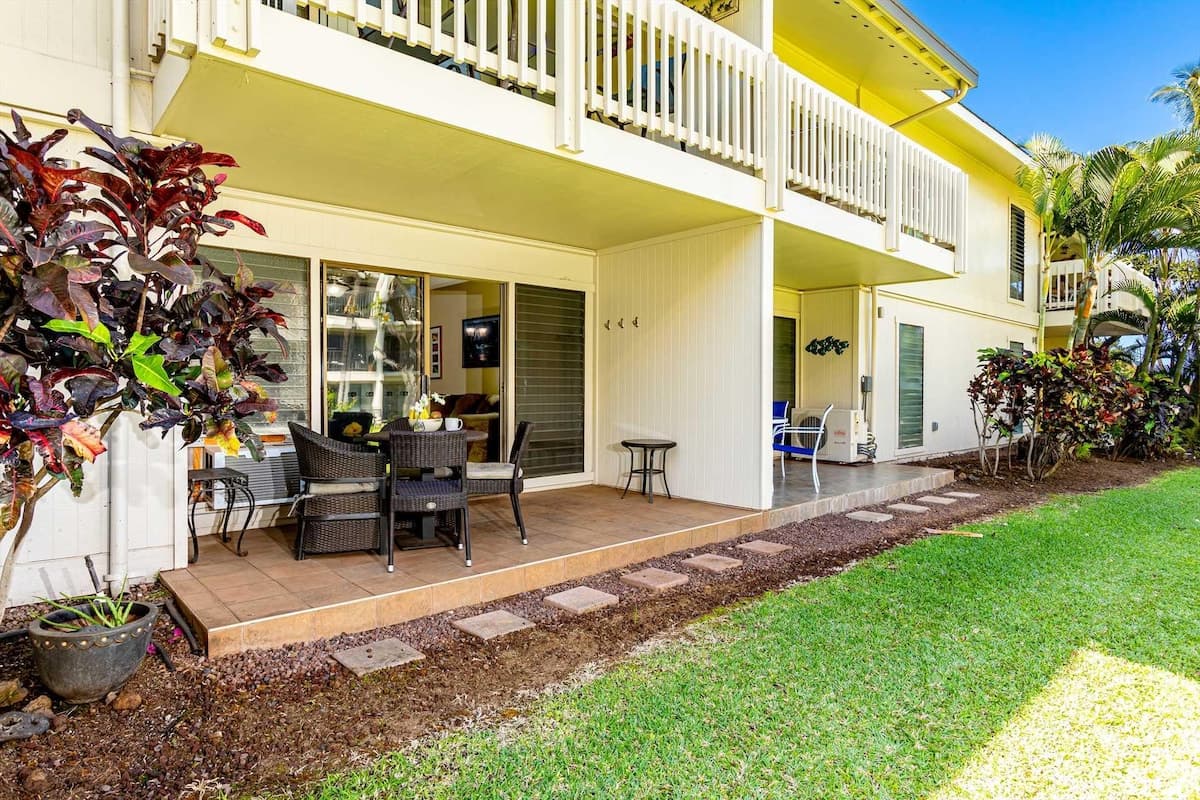 Condo in Kihei · ★4.69 · 2 bedrooms · 3 beds · 2 private baths - Photo 2