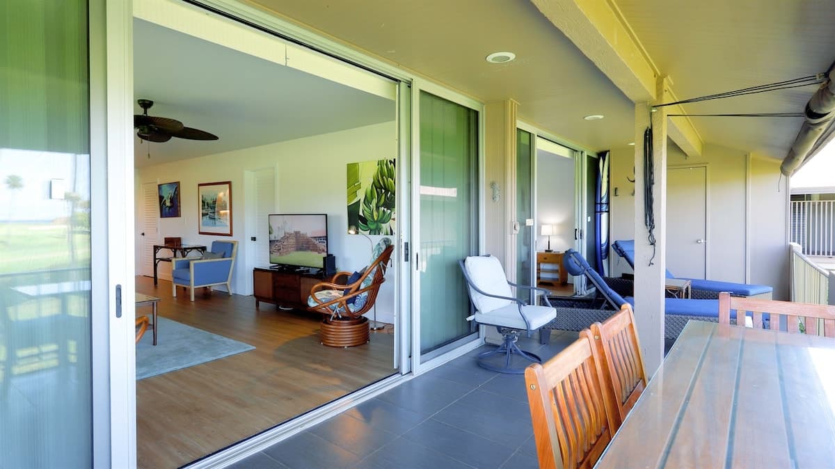 Condo in Lahaina · ★5.0 · 2 bedrooms · 3 beds · 2 baths - Photo 5