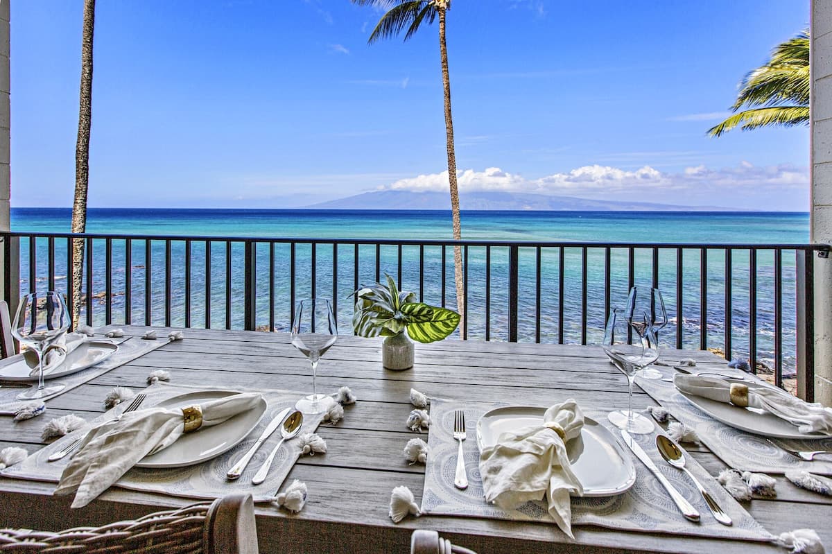 Condo in Lahaina · ★4.93 · 3 bedrooms · 4 beds · 2.5 baths - Photo 1