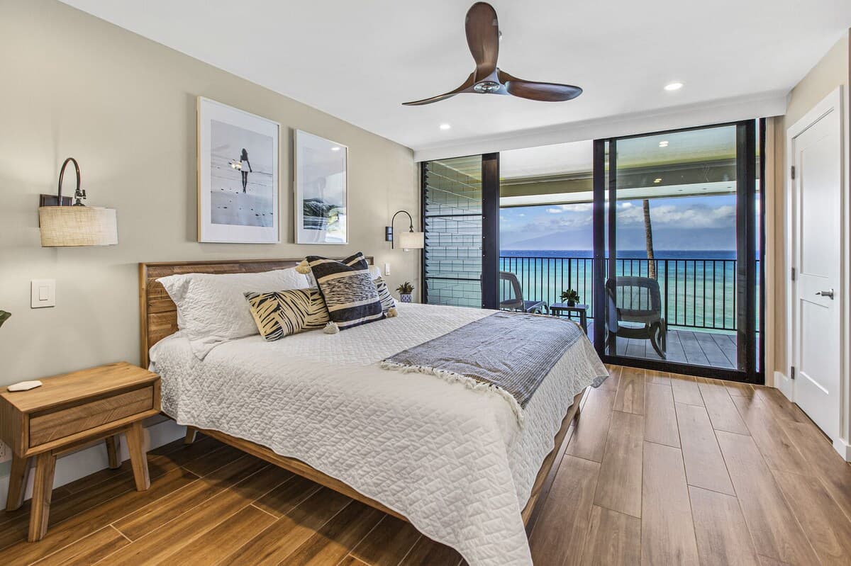 Condo in Lahaina · ★4.93 · 3 bedrooms · 4 beds · 2.5 baths - Photo 5