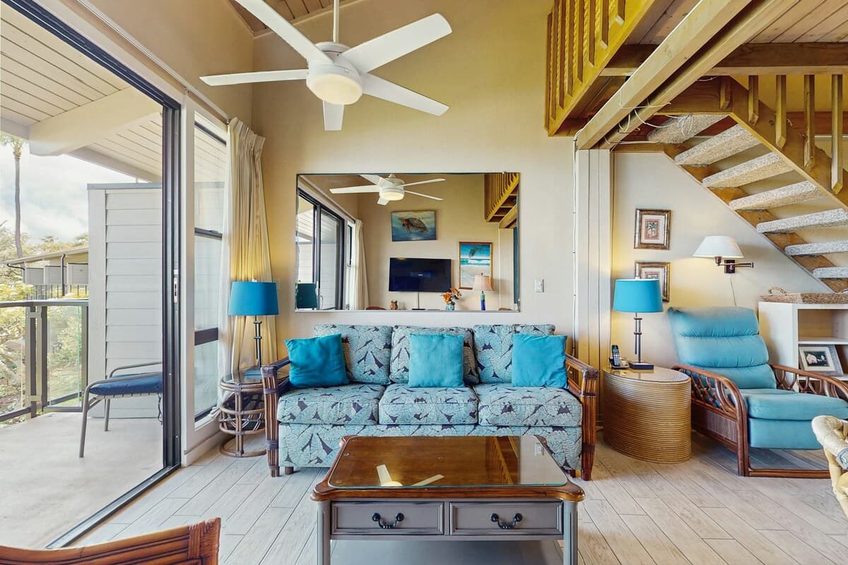Condo in Lahaina · ★4.7 · 2 bedrooms · 4 beds · 2 shared baths - Photo 5