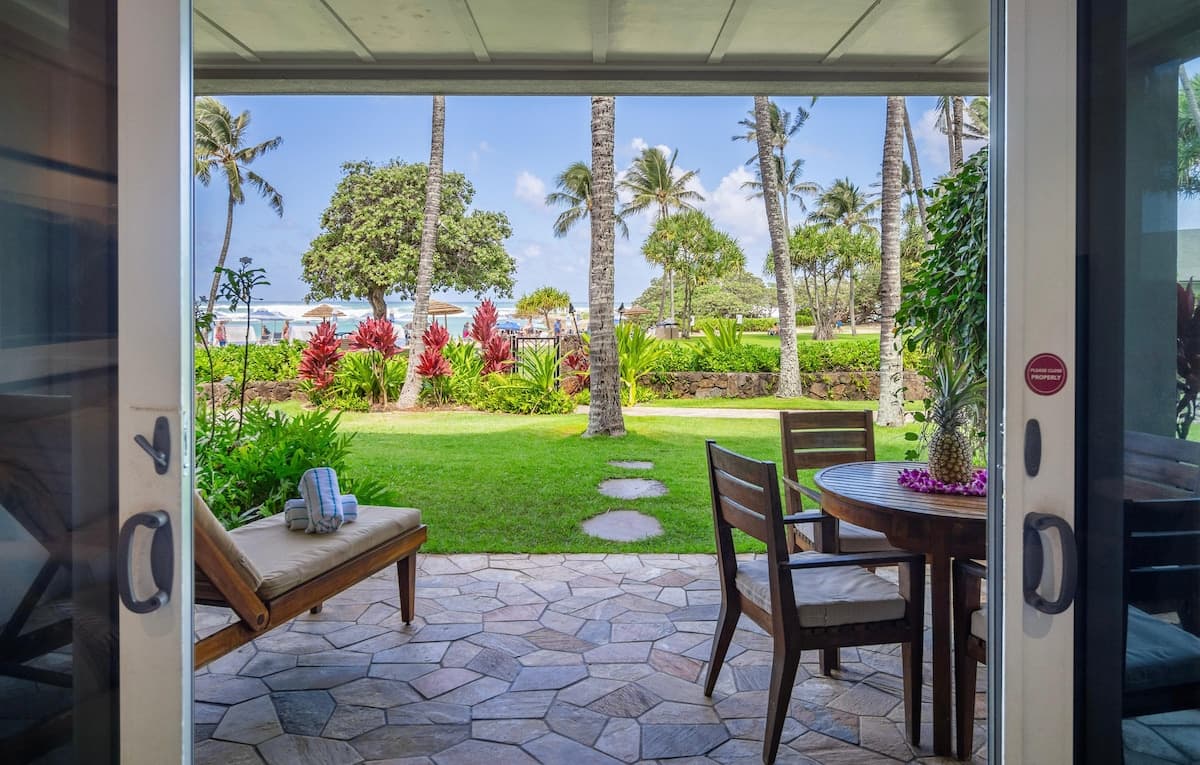Villa in Kahuku · ★5.0 · 4 bedrooms · 6 beds · 3 private baths - Photo 2