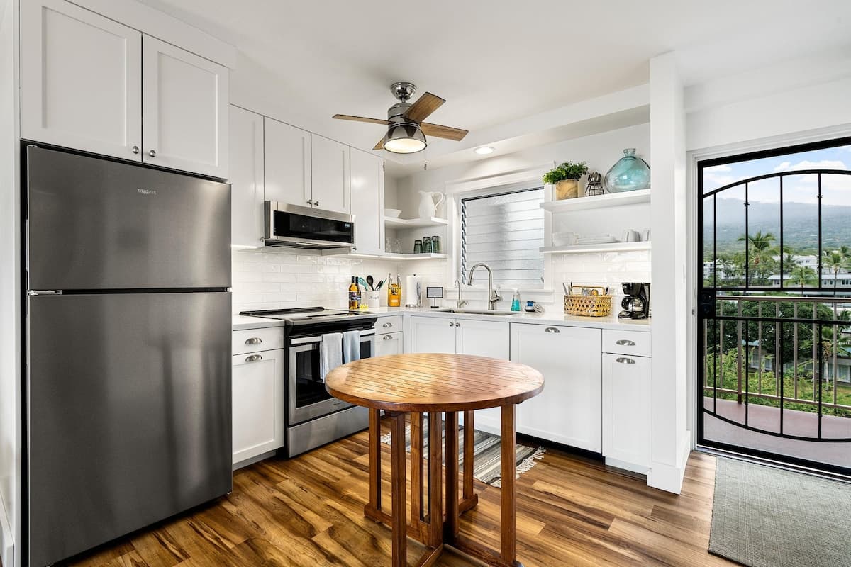 Condo in Kailua-Kona · ★4.84 · 1 bedroom · 1 bed · 1 private bath - Photo 5