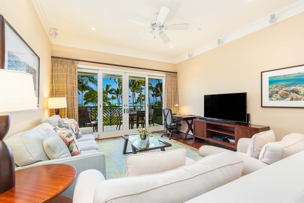 Condo in Kahuku · ★4.88 · 3 bedrooms · 3 beds · 2 shared baths - Photo 3