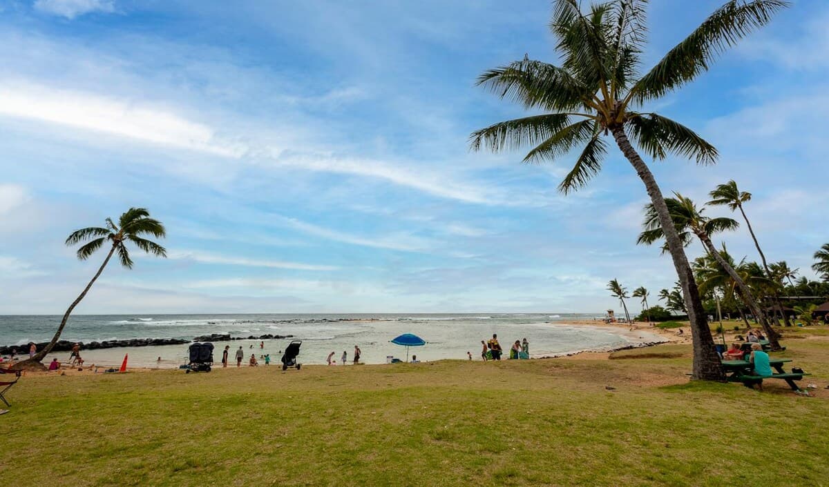 Condo in Koloa · ★4.35 · 1 bedroom · 1 bed · 1 bath - Photo 4