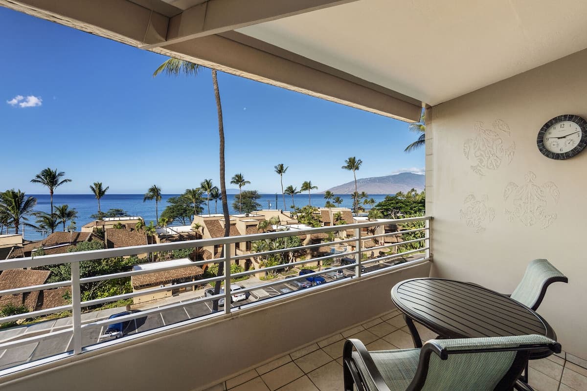 Condo in Kihei · ★4.67 · 1 bedroom · 2 beds · 1 private bath - Photo 1