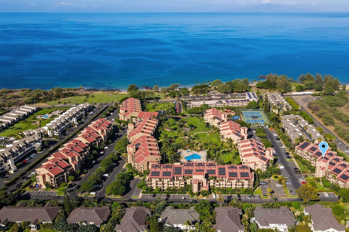 Condo in Kihei · ★4.86 · 1 bedroom · 2 beds · 2 private baths - Photo 5