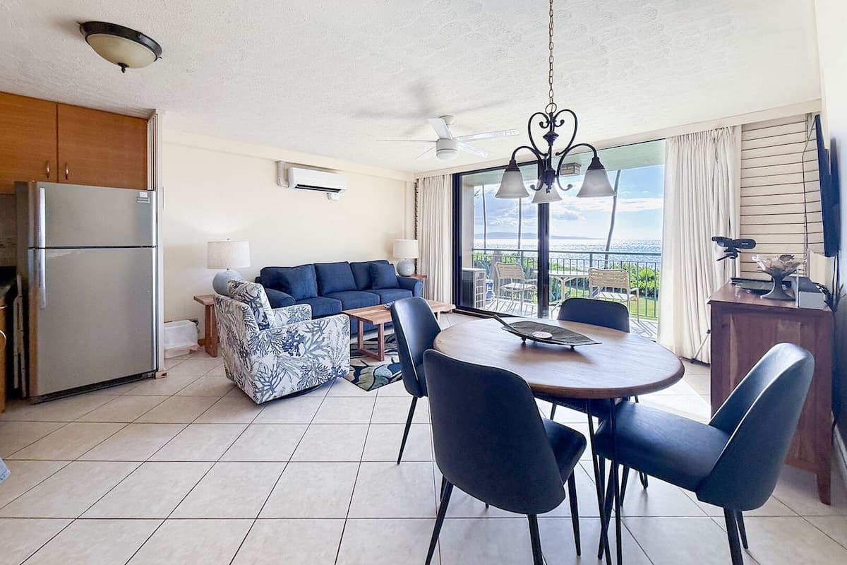 Condo in Kihei · ★5.0 · 1 bedroom · 2 beds · 1 bath - Photo 2