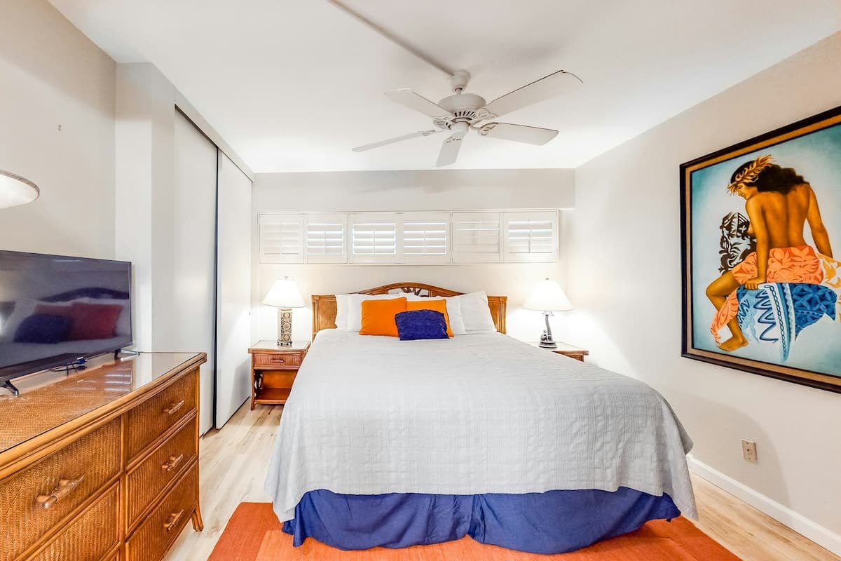 Condo in Kihei · ★4.8 · 1 bedroom · 2 beds · 1 shared bath - Photo 5
