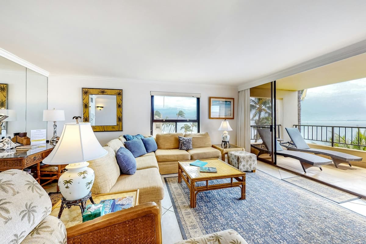Condo in Kihei · ★4.89 · 2 bedrooms · 3 beds · 2 shared baths - Photo 3