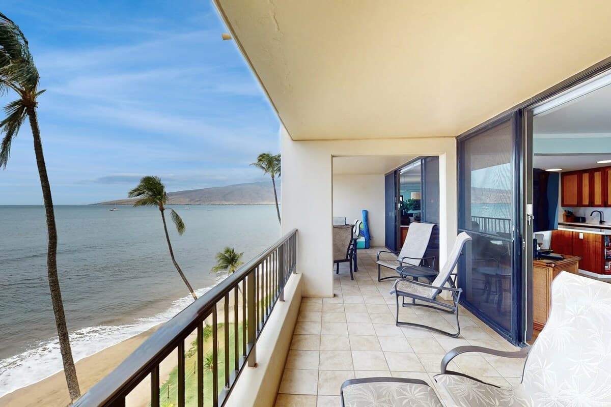 Sugar Beach Resort 513: 2BR Oceanfront | Pool - Photo 2