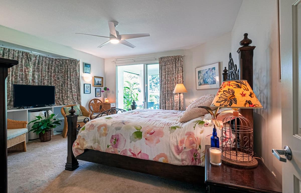 Condo in Princeville · ★4.42 · 2 bedrooms · 3 beds · 2 private baths - Photo 5