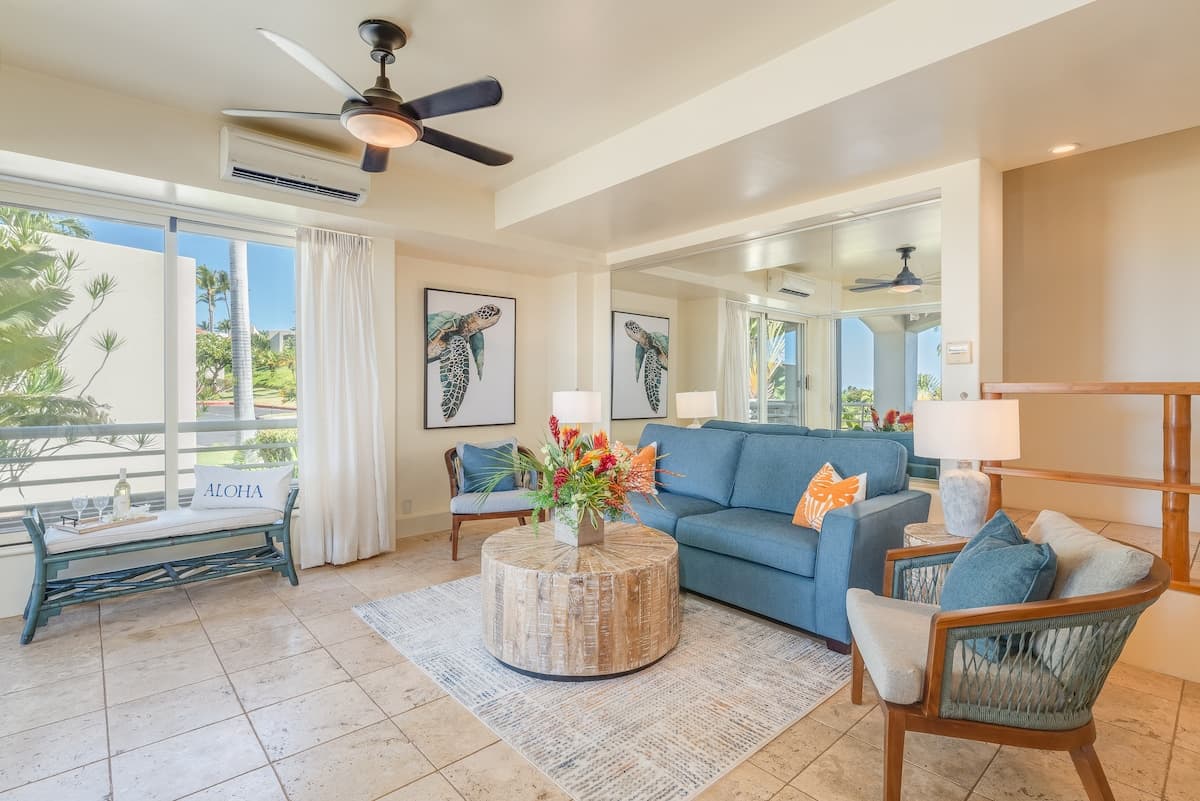 Condo in Kihei · ★4.9 · 1 bedroom · 2 beds · 2 baths - Photo 2