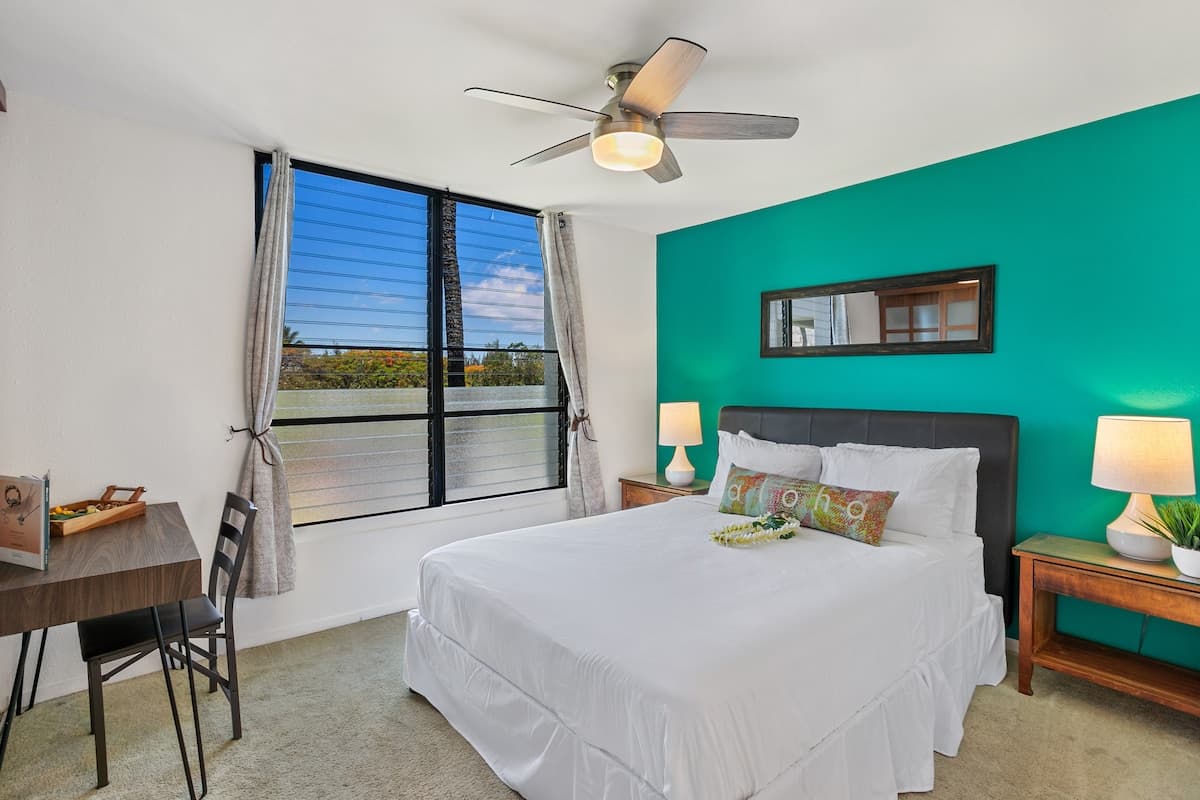 Condo in Kihei · ★4.76 · 2 bedrooms · 3 beds · 2 private baths - Photo 2
