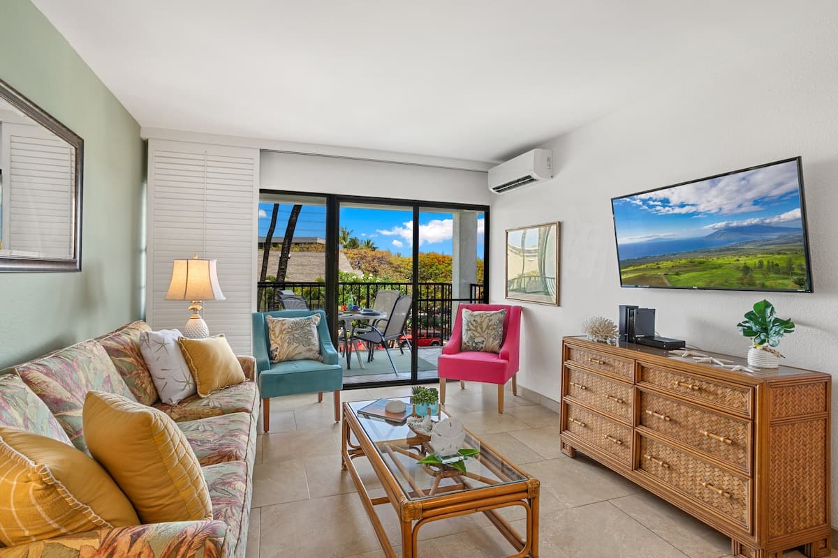 Condo in Kihei · ★4.76 · 2 bedrooms · 3 beds · 2 private baths - Photo 3