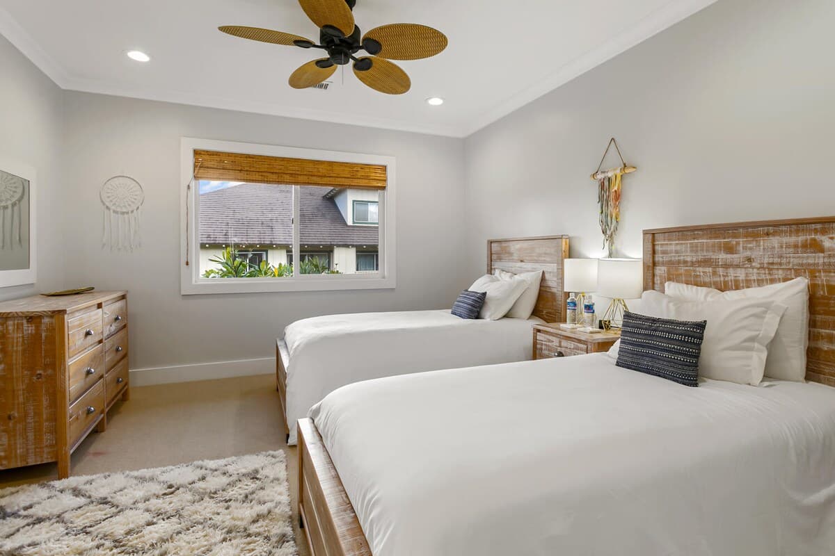 koolkondo Luxury Designer Condo with AC by the beach - Photo 2
