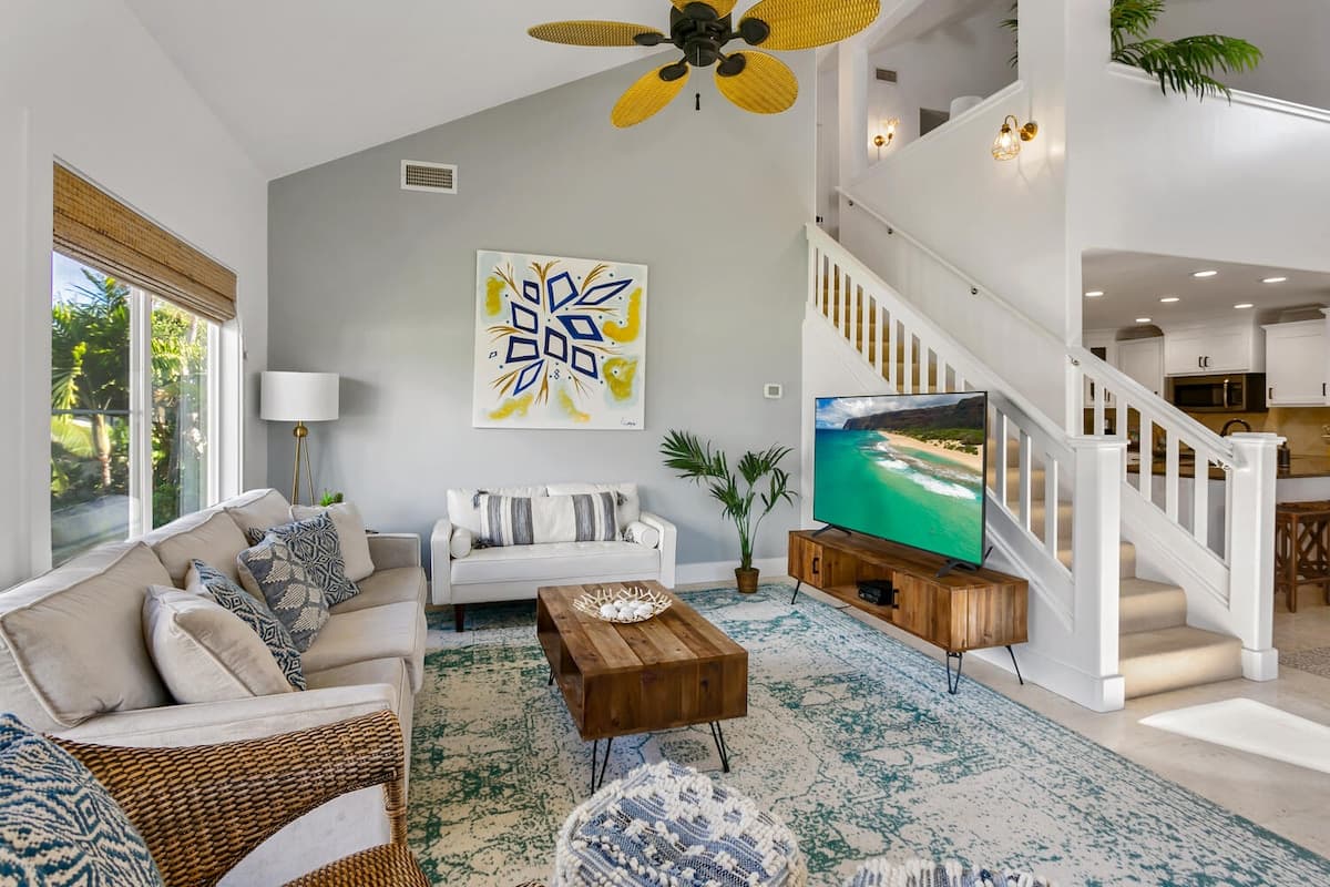 koolkondo Luxury Designer Condo with AC by the beach - Photo 1