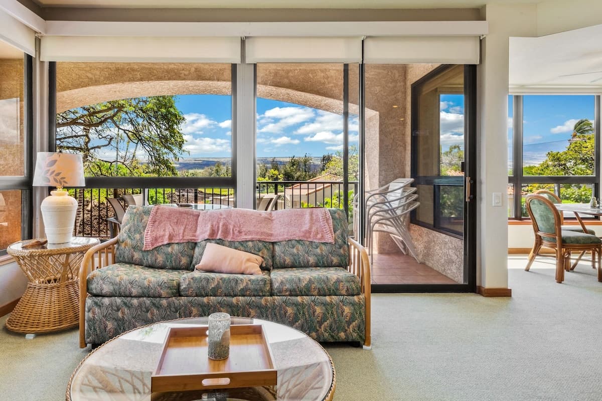 Condo in Waikoloa Village · ★4.65 · 1 bedroom · 2 beds · 1.5 shared baths - Photo 3
