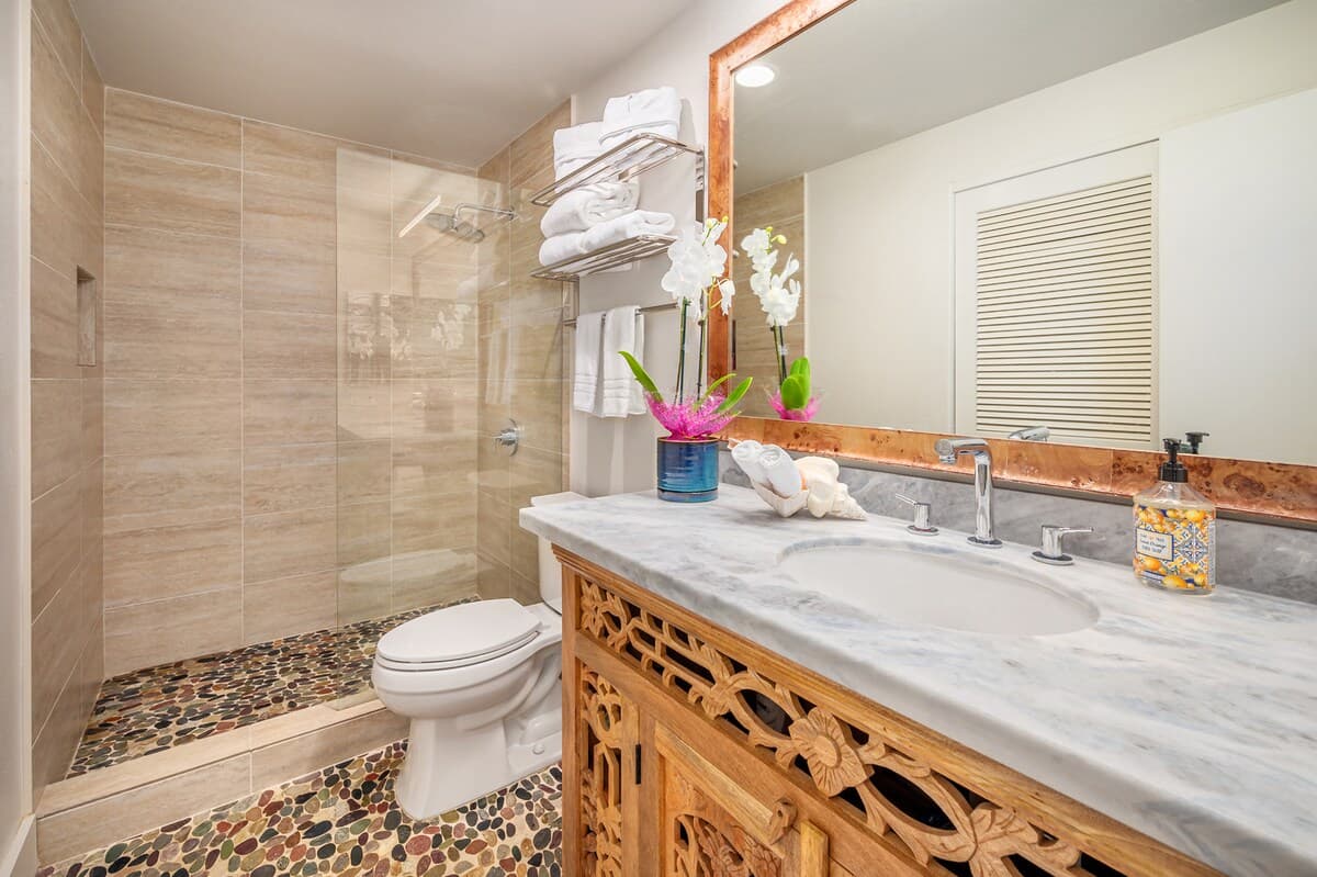 Condo in Princeville · ★4.99 · Studio · 1 bed · 1 bath - Photo 5