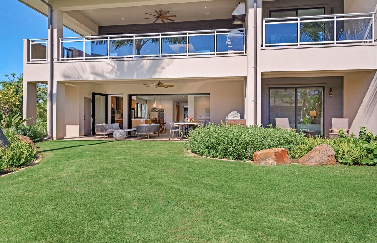 Condo in Lahaina · ★4.43 · 3 bedrooms · 4 beds · 3 baths - Photo 2