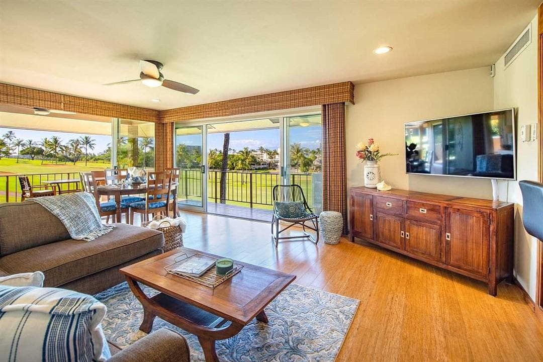 Condo in Lahaina · ★5.0 · 3 bedrooms · 3 beds · 2.5 baths - Photo 3
