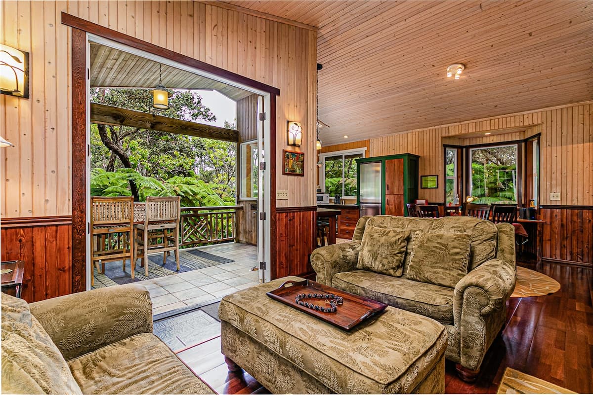 Home in Volcano · ★4.94 · 2 bedrooms · 2 beds · 2 baths - Photo 3