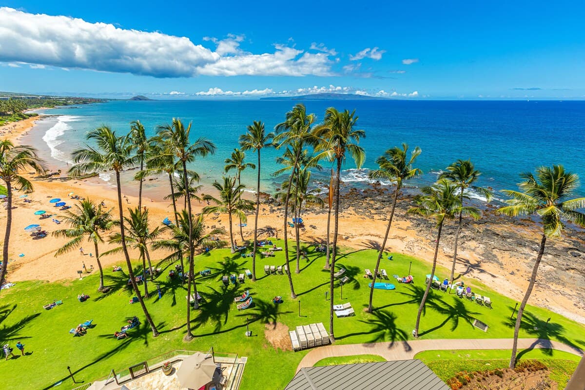 Condo in Kihei · ★4.62 · 2 bedrooms · 3 beds · 2 baths - Photo 4