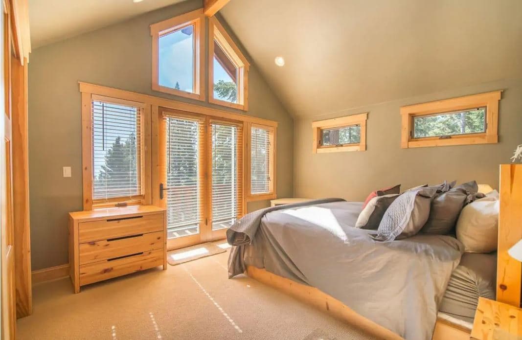 Tahoe Home with Lake View, Hot Tub & Quiet Rules - Photo 5
